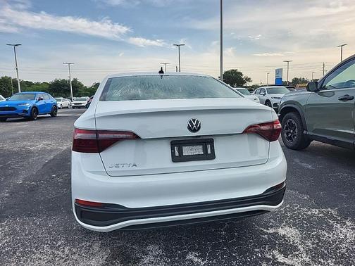Pure White 2024 Volkswagen Jetta 1.5T S