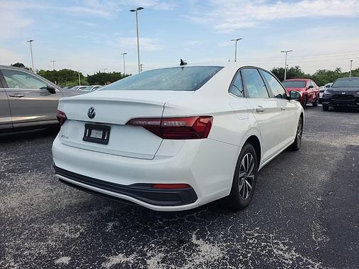 Pure White 2024 Volkswagen Jetta 1.5T S