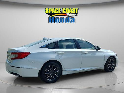 Platinum White Pearl 2021 Honda Accord EX-L