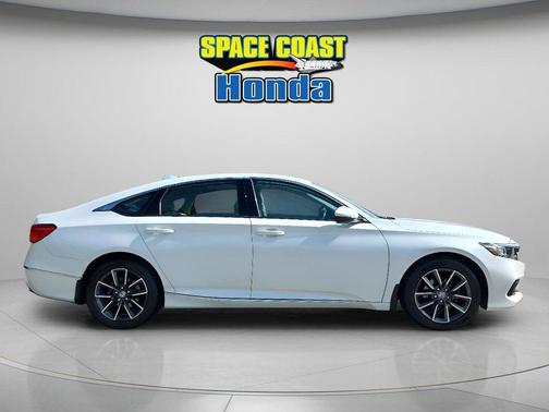Platinum White Pearl 2021 Honda Accord EX-L