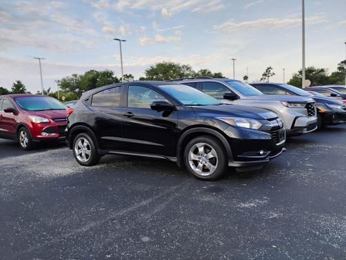 Crystal Black Pearl 2016 Honda HR-V EX