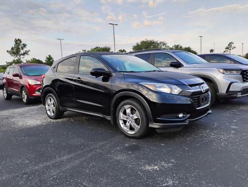 Crystal Black Pearl 2016 Honda HR-V EX