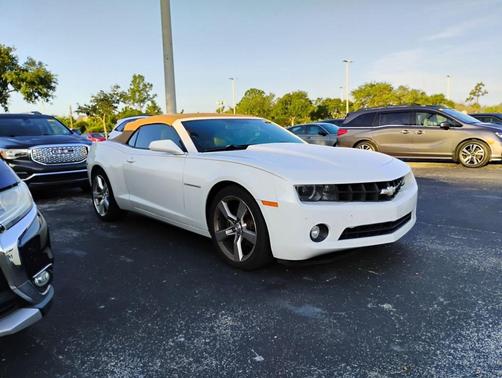 Summit White 2011 Chevrolet Camaro 2LT