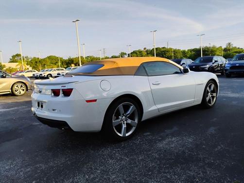 Summit White 2011 Chevrolet Camaro 2LT