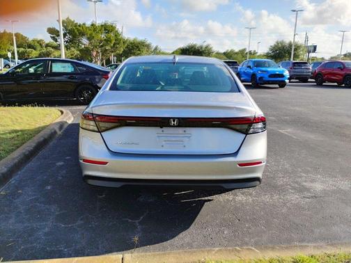 Lunar Silver Metallic 2023 Honda Accord EX