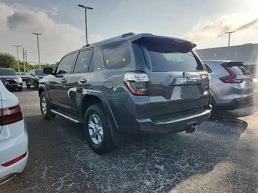 Magnetic Gray Metallic 2020 Toyota 4Runner SR5