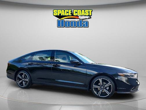 Crystal Black Pearl 2026 Honda Accord SE