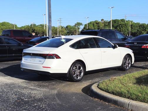 2025 Honda Accord Hybrid EX-L