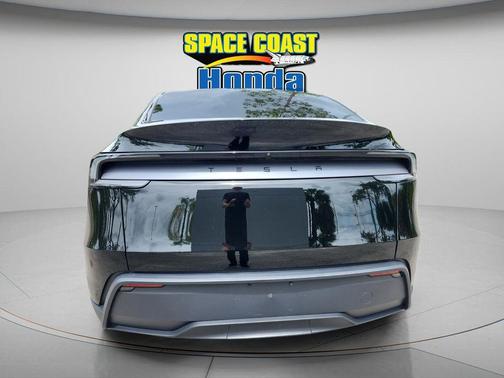 Diamond Black 2026 Tesla Model Y