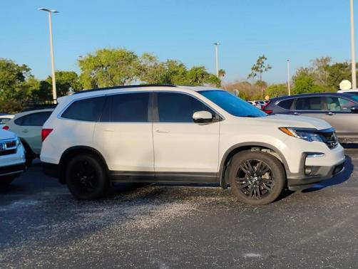 Platinum White Pearl 2022 Honda Pilot Special Edition