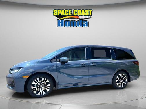 Still Night Pearl 2026 Honda Odyssey Elite