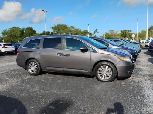 Modern Steel Metallic 2016 Honda Odyssey EX-L