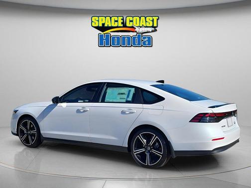 Platinum 2026 Honda Accord Hybrid Sport