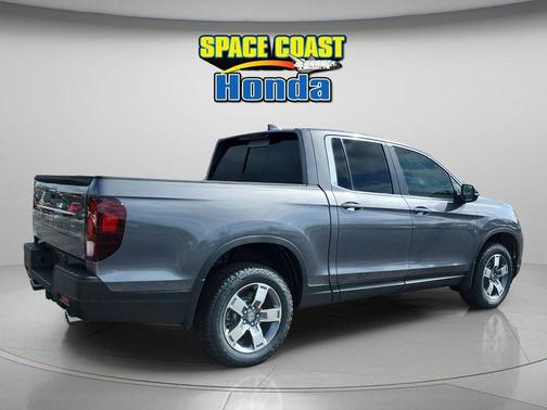 Modern Steel Metallic 2026 Honda Ridgeline RTL