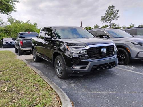 Crystal Black Pearl 2023 Honda Ridgeline RTL-E