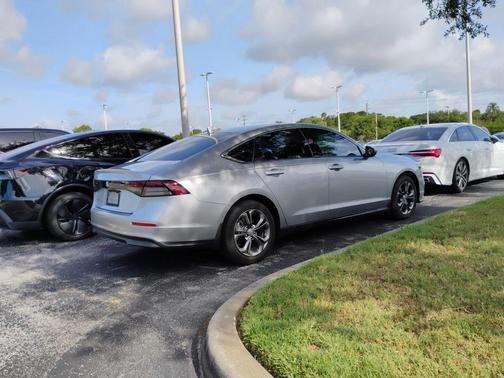Lunar Silver Metallic 2023 Honda Accord EX