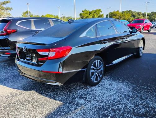 Crystal Black Pearl 2018 Honda Accord Hybrid EX-L w/ Navigation
