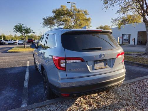 Sonic Gray Pearl 2022 Honda Pilot Special Edition