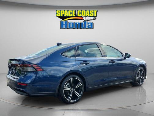 Still Night Pearl 2026 Honda Accord SE
