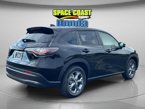 Crystal Black Pearl 2027 Honda HR-V LX