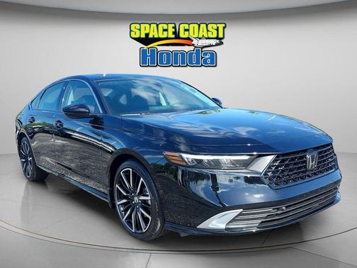 Crystal Black Pearl 2026 Honda Accord Hybrid Touring