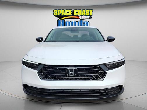 Platinum 2026 Honda Accord SE