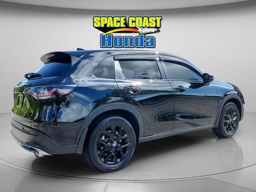 Crystal Black Pearl 2024 Honda HR-V Sport