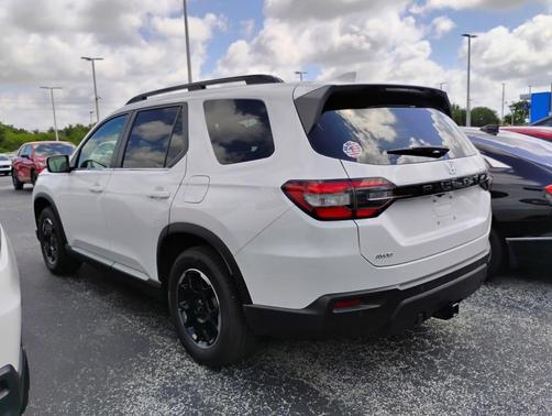 Platinum White Pearl 2025 Honda Pilot EX-L