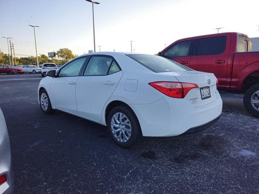 Super White 2019 Toyota Corolla LE
