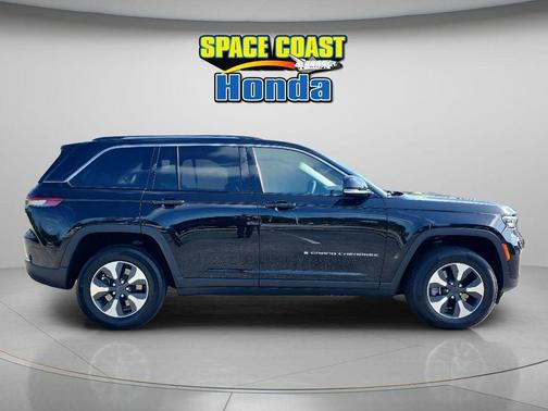 Diamond Black 2024 Jeep Grand Cherokee 4xe Base