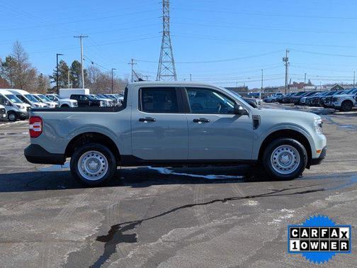 2024 Ford Maverick XL