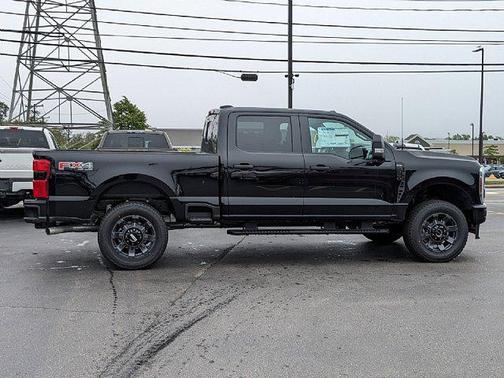 2025 Ford F-250 XL