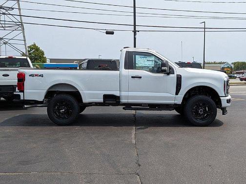 2025 Ford F-250 XL