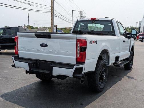 2025 Ford F-250 XL