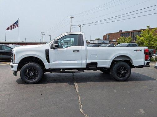 2025 Ford F-250 XL
