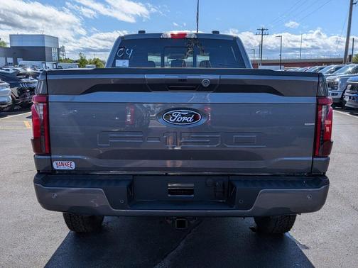 CARBONIZED GRAY METALLIC 2026 Ford F-150 XLT