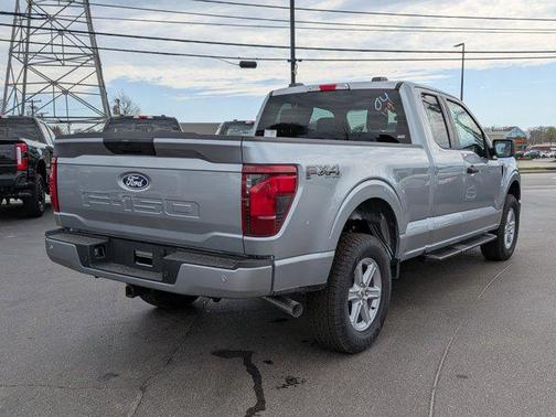 ICONIC SILVER METALLIC 2026 Ford F-150 XLT