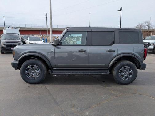 CARBONIZED GRAY METALLIC 2026 Ford Bronco Big Bend
