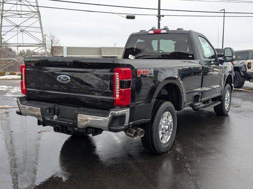 2026 Ford F-350 XLT
