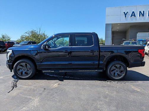 2025 Ford F-150 Lightning LARIAT
