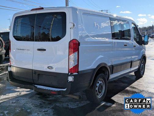 2022 Ford Transit-250 Base