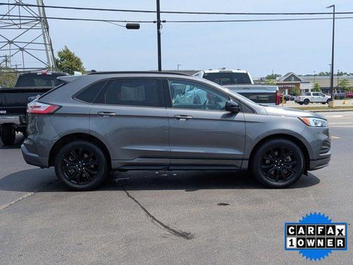 2023 Ford Edge SE