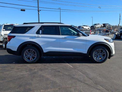 2026 Ford Explorer Active (100A)