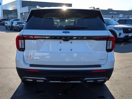 2026 Ford Explorer Active (100A)