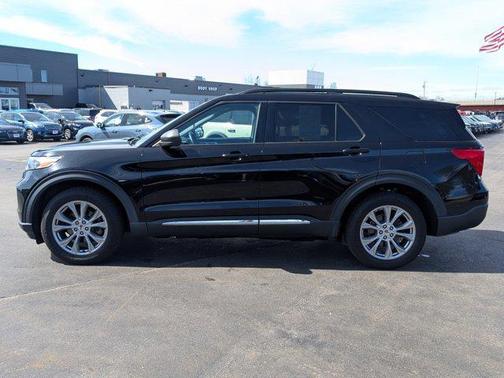 AGATE BLACK METALLIC 2020 Ford Explorer XLT