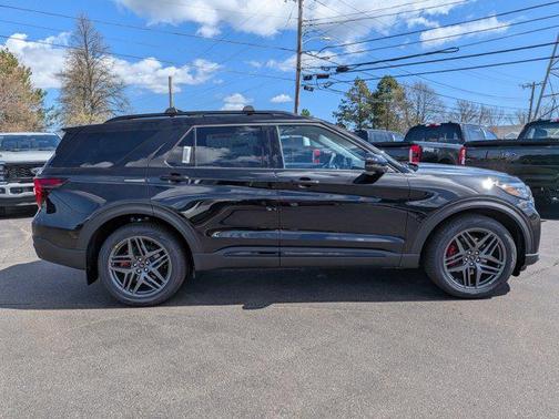 Agate Black Metallic 2026 Ford Explorer ST