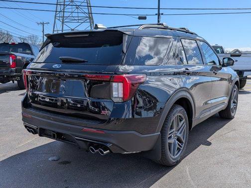 Agate Black Metallic 2026 Ford Explorer ST