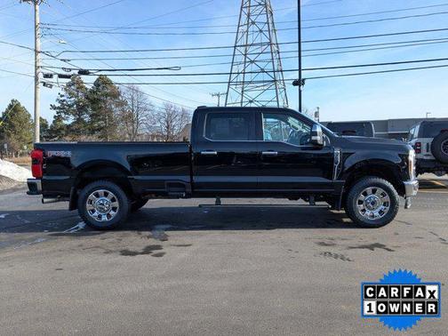 2023 Ford F-350 Lariat