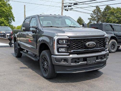 2025 Ford F-350 XLT