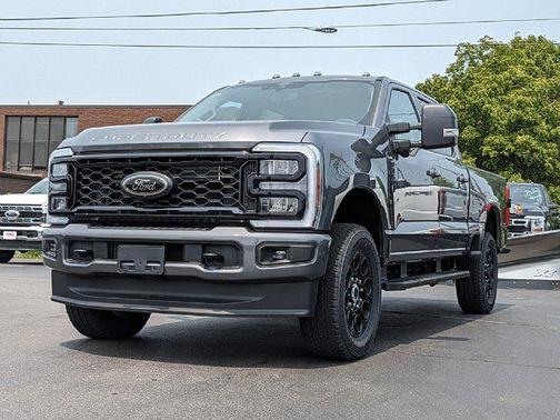 2025 Ford F-350 XLT